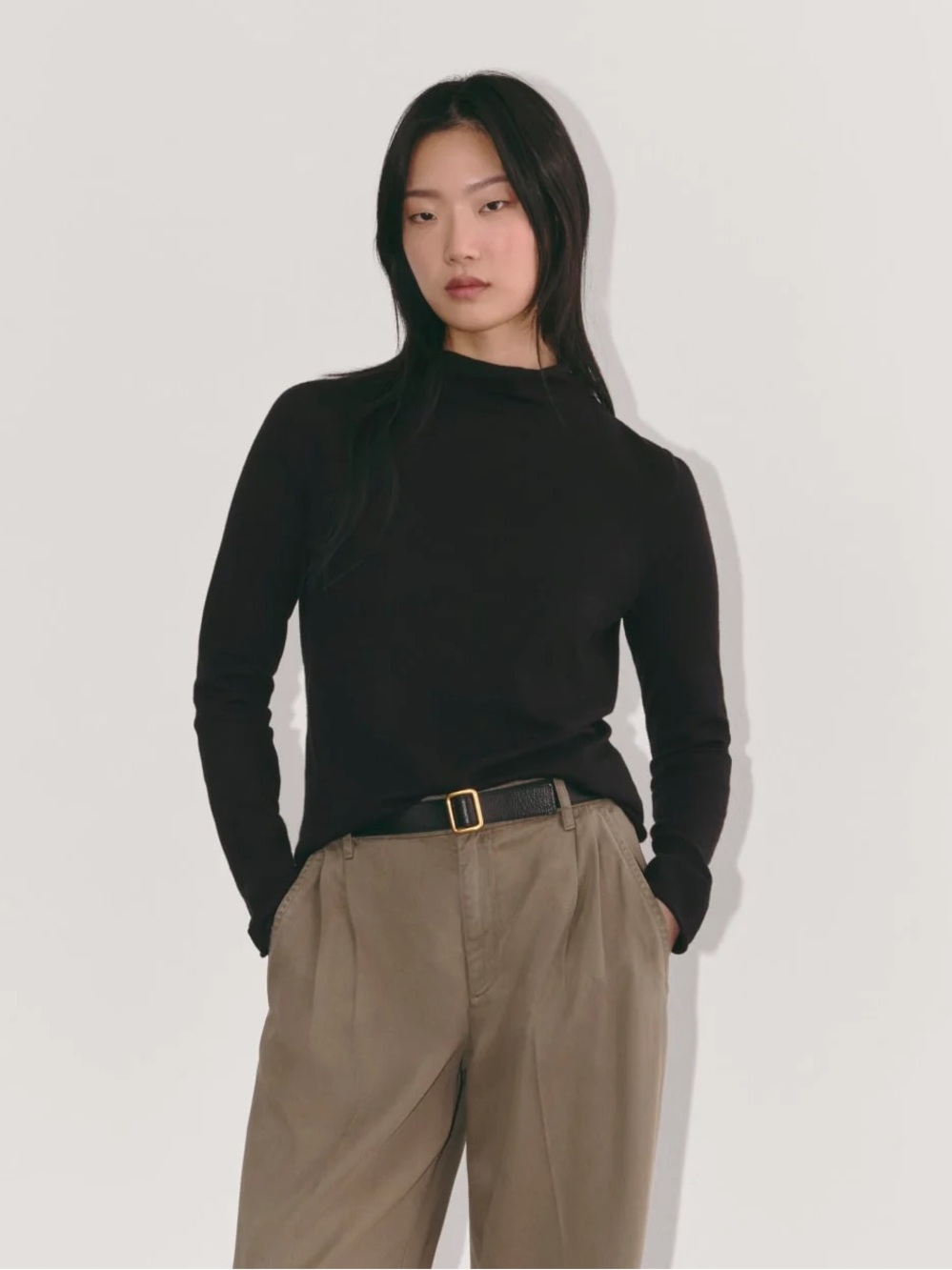Everlane Black Mock Neck Long Sleeve Top — Size Medium 🖤